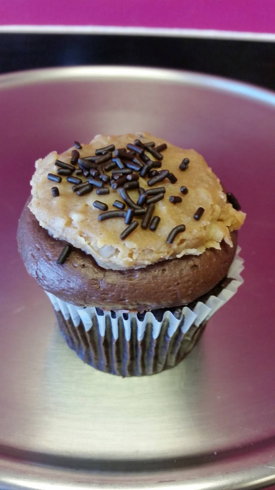 Bubba Sweets | bakery | 16479 Bolsa Chica St, Huntington Beach, CA 92649, USA | 7148408200 OR +1 714-840-8200