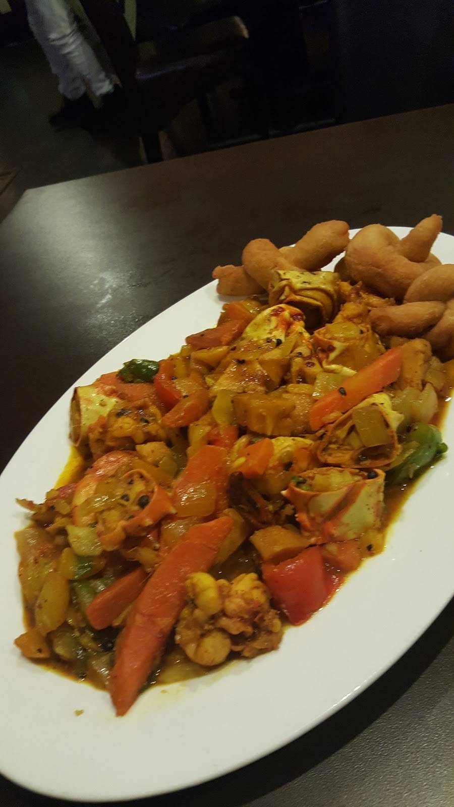 Da House Of Jerk | restaurant | 680 Rexdale Blvd, Etobicoke, ON M9W 0B5, Canada | 4166790755 OR +1 416-679-0755