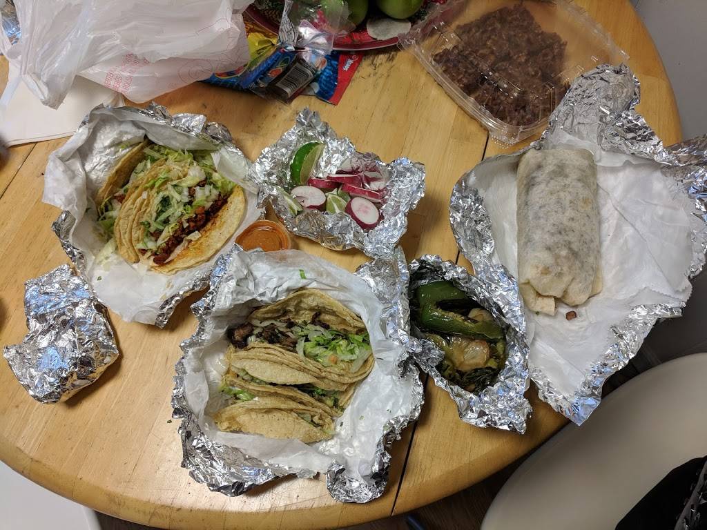 Tacos El Ganadero | restaurant | 4208 Division Ave S, Kentwood, MI 49548, USA | 6162490130 OR +1 616-249-0130