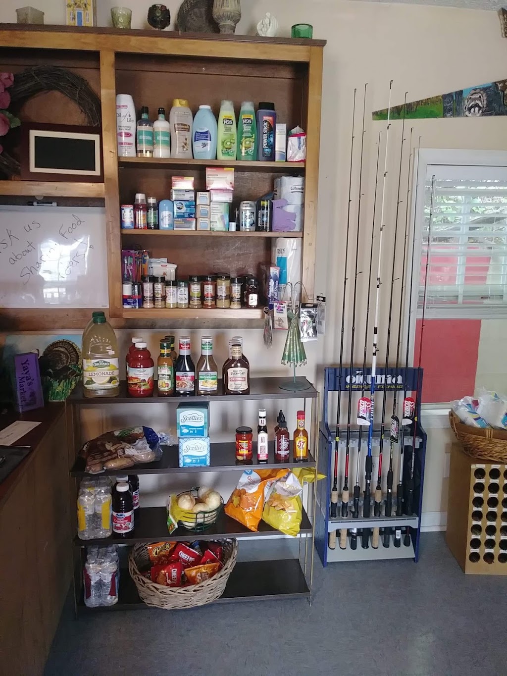 Yayas Cafe and Market | cafe | 2491 Hilham Hwy, Hilham, TN 38568, USA | 9318230828 OR +1 931-823-0828