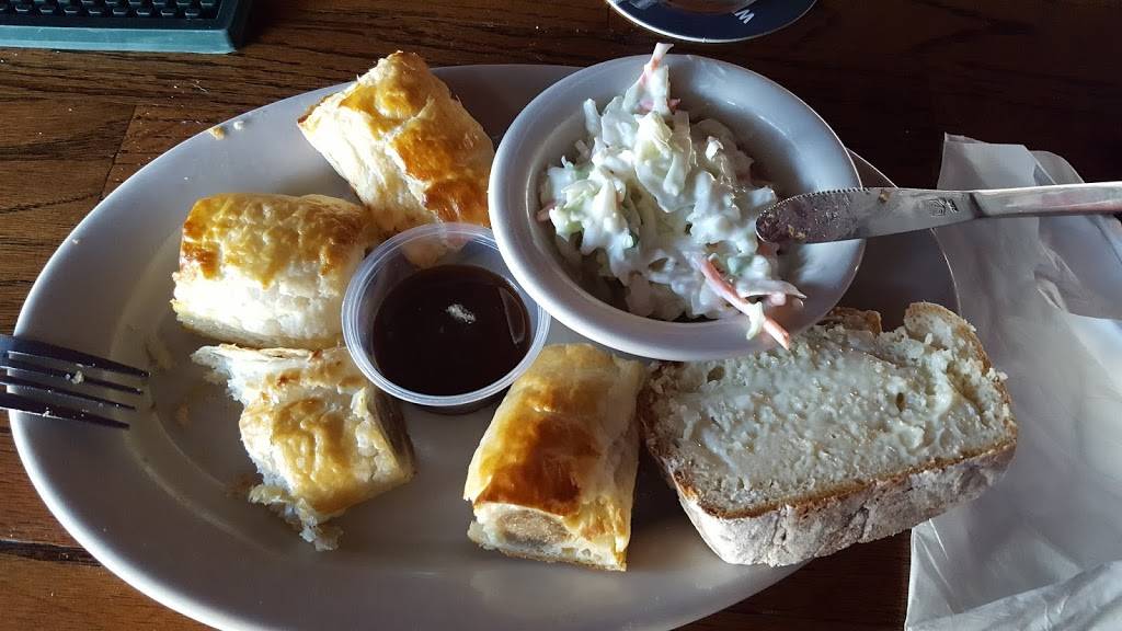 Celtic Ray Public House | meal takeaway | 145 E Marion Ave, Punta Gorda, FL 33950, USA | 9419169115 OR +1 941-916-9115