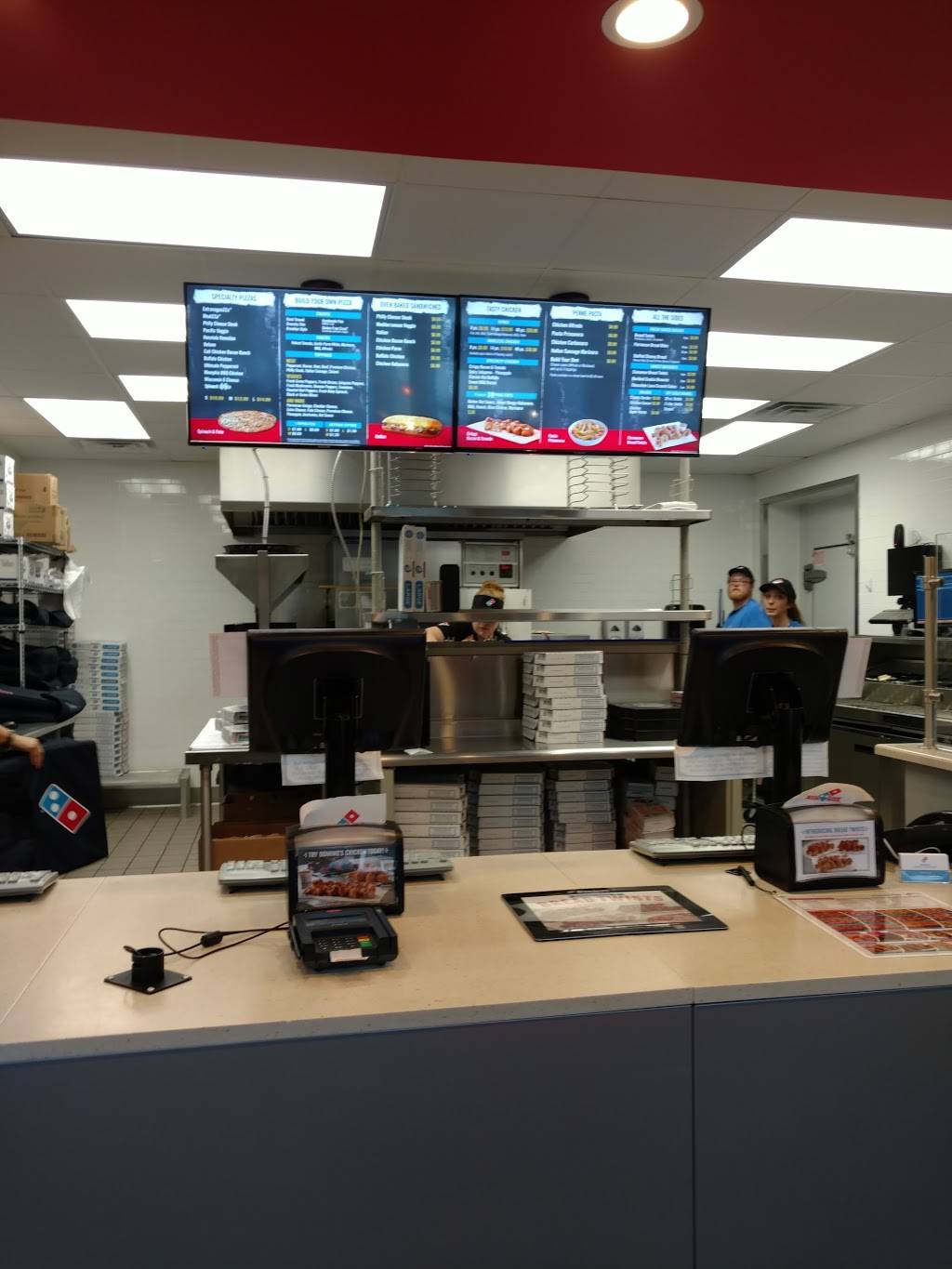 Dominos Pizza | meal delivery | 525 E Race St, Kingston, TN 37763, USA | 8653761414 OR +1 865-376-1414