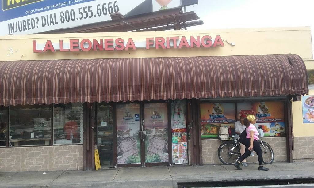 La Leonesa Fritanga | restaurant | 1 SW 12th Ave, Miami, FL 33130, USA | 3055472622 OR +1 305-547-2622