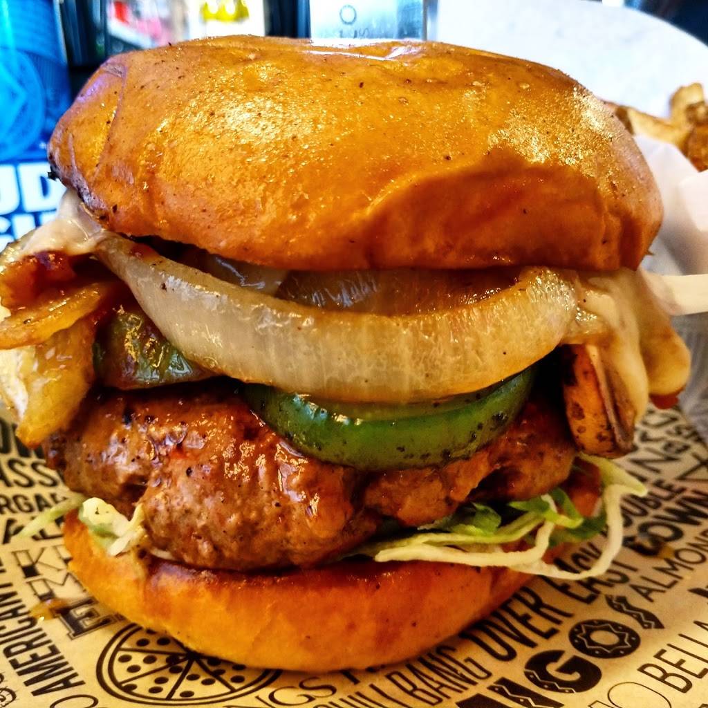 Easy Pie Revere | restaurant | 649 Squire Rd, Revere, MA 02151, USA | 7816294350 OR +1 781-629-4350