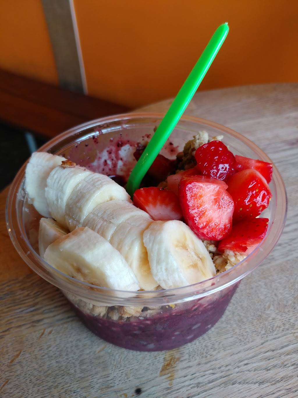 Berry Bowl | restaurant | 5056 York Blvd, Los Angeles, CA 90042, USA | 3234746144 OR +1 323-474-6144