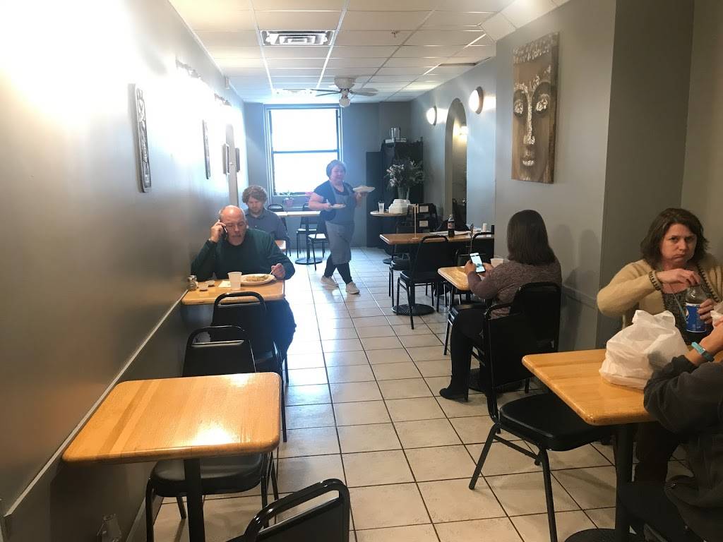 JJ Jasmine Thai Cuisine | restaurant | 400 Walnut St, Des Moines, IA 50309, USA | 5152884247 OR +1 515-288-4247