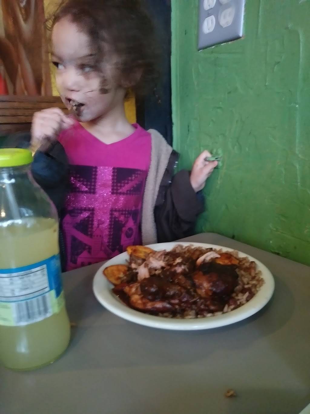 Jamaican Grill | restaurant | 709 W 8th Ave, Denver, CO 80204, USA | 3036230013 OR +1 303-623-0013