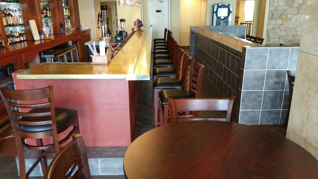 Dolphin Sports Bar | restaurant | 6115 Will Clayton Pkwy, Humble, TX 77338, USA | 8324121020 OR +1 832-412-1020