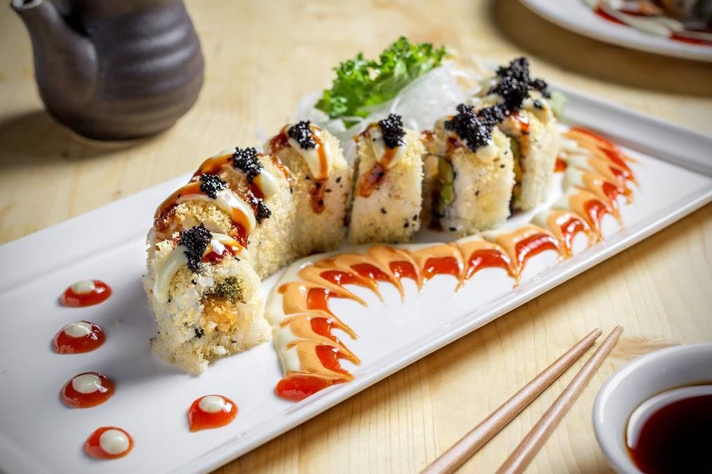 Yellowtail Sushi Bar & Asian Kitchen | restaurant | 3136 N Broadway, Chicago, IL 60657, USA | 7735281902 OR +1 773-528-1902