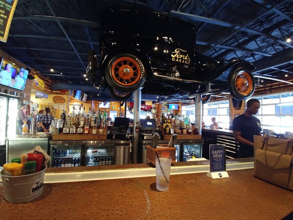 Fords Garage | restaurant | 11105 Causeway Blvd, Brandon, FL 33511, USA | 8136613673 OR +1 813-661-3673