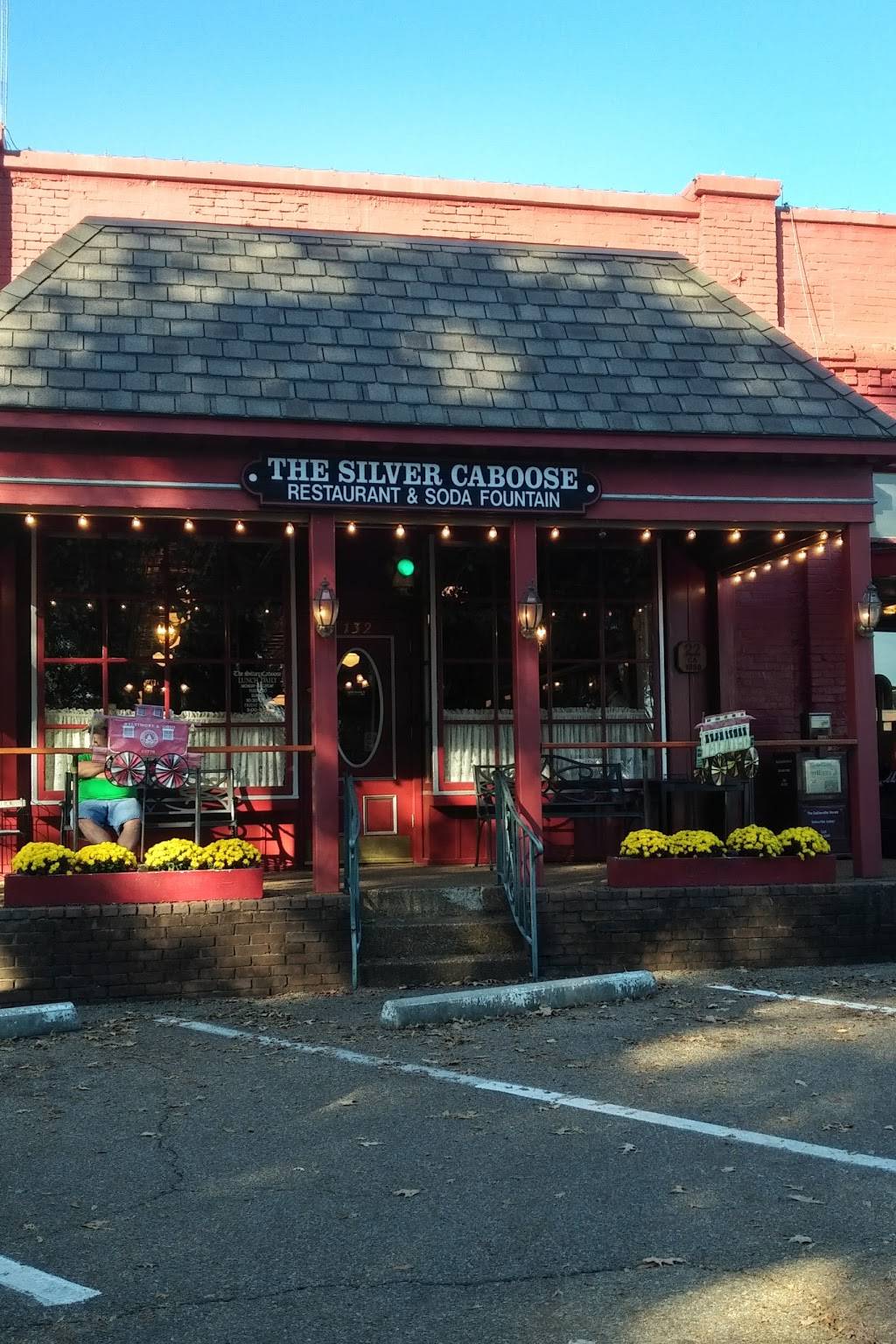 Silver Caboose Restaurant & Soda Fountain | restaurant | 132 E Mulberry St, Collierville, TN 38017, USA | 9018530010 OR +1 901-853-0010