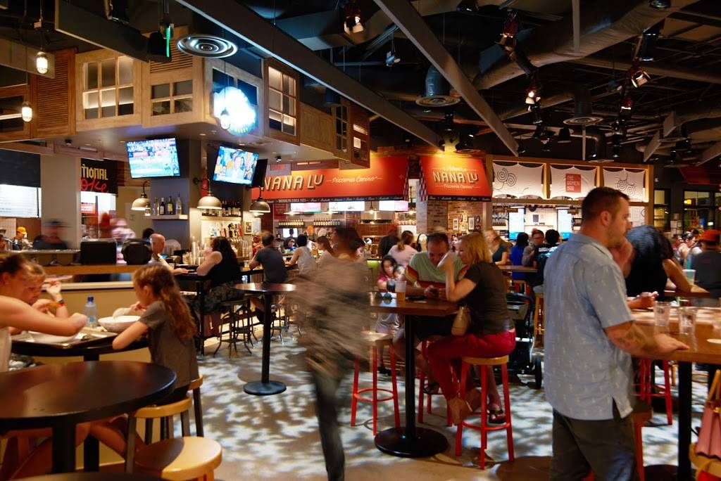 THE STREET - A Michael Mina Social House | restaurant | 2330 Kalakaua Ave #330 Suite 156, Honolulu, HI 96815, USA | 8083774402 OR +1 808-377-4402