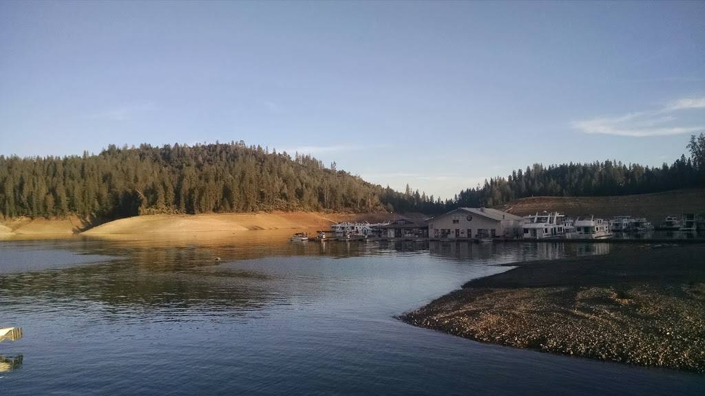 Silverthorn Resort | restaurant | 16250 Silverthorn Rd, Redding, CA 96003, USA | 8003323044 OR +1 800-332-3044