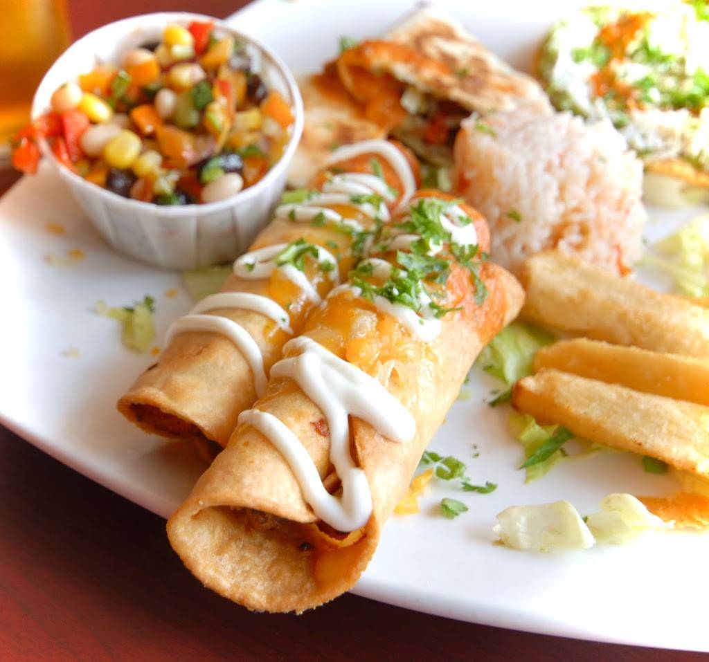 Resto Bar Lolita - Mexican Lebanese - Tacos Cocktails, Wine, Bee | restaurant | 804 Rue de Saint Jovite, Mont-Tremblant, QC J8E 3J8, Canada | 8194252555 OR +1 819-425-2555