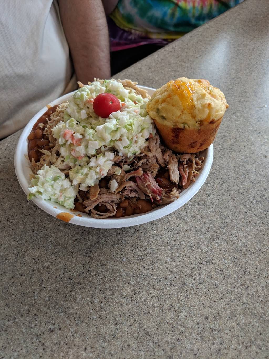 Red River Smokehouse | restaurant | 918 Natural Bridge Rd, Slade, KY 40376, USA | 6065699600 OR +1 606-569-9600