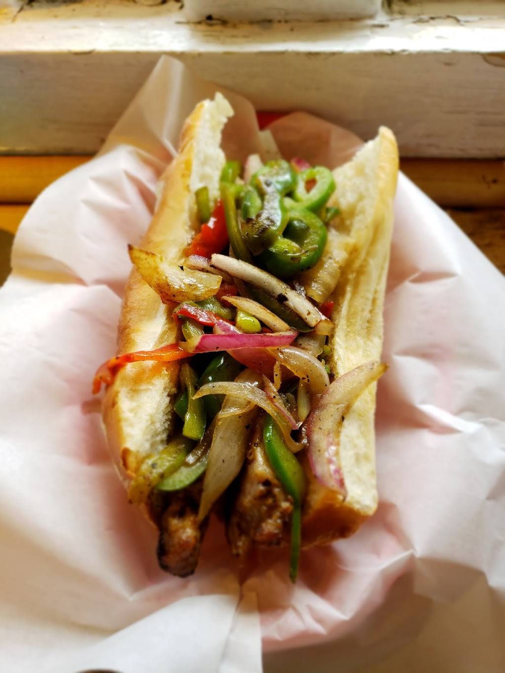 Holydog | restaurant | 44 W Main St, Middletown, NY 10940, USA | 8456497495 OR +1 845-649-7495