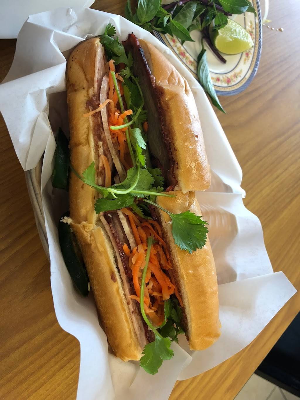 Pho Phong Luu (Noble Pho) | restaurant | 9200 N Lamar Blvd #104, Austin, TX 78753, USA | 5128341736 OR +1 512-834-1736