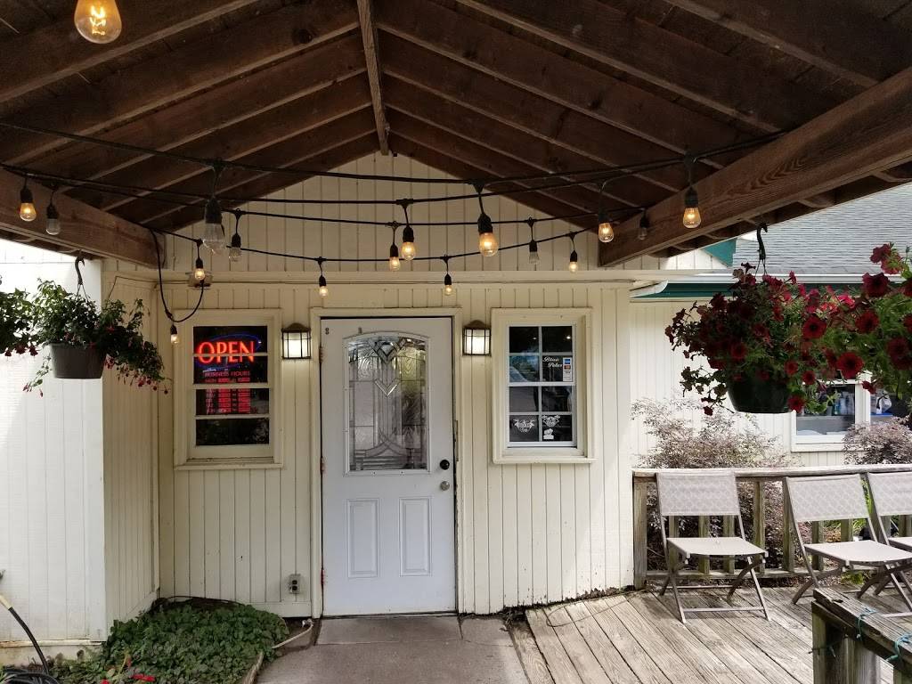 Blue Petes Restaurant | restaurant | 1400 N Muddy Creek Rd, Virginia Beach, VA 23456, USA | 7574262278 OR +1 757-426-2278