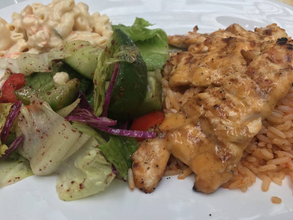 Grillades Torino | restaurant | 1 Boulevard des Promenades, Saint-Bruno-de-Montarville, QC J3V 5J5, Canada | 4504821056 OR +1 450-482-1056