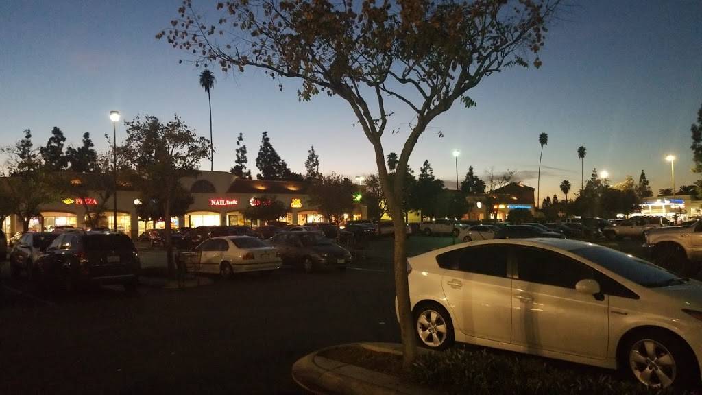 Wienerschnitzel | restaurant | 1240 E Ontario Ave #107, Corona, CA 92881, USA | 9512730279 OR +1 951-273-0279