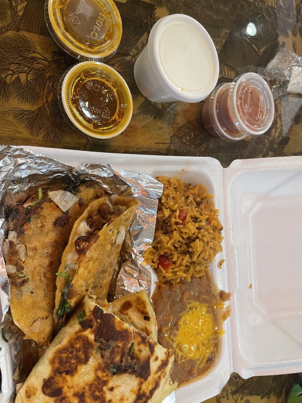 Arods Tex Mex & American Grill | restaurant | 2161 Zeier Rd Unit 4, Madison, WI 53704, USA | 6084055878 OR +1 608-405-5878