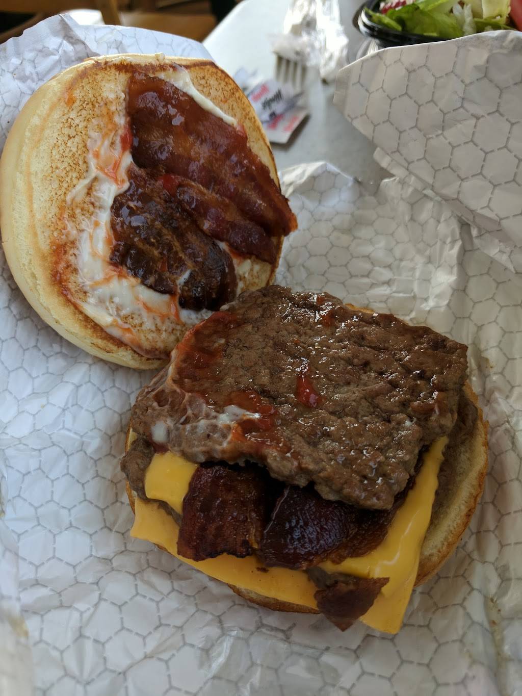 Wendys | restaurant | 1150 S Main St, Red Bluff, CA 96080, USA | 5305289310 OR +1 530-528-9310