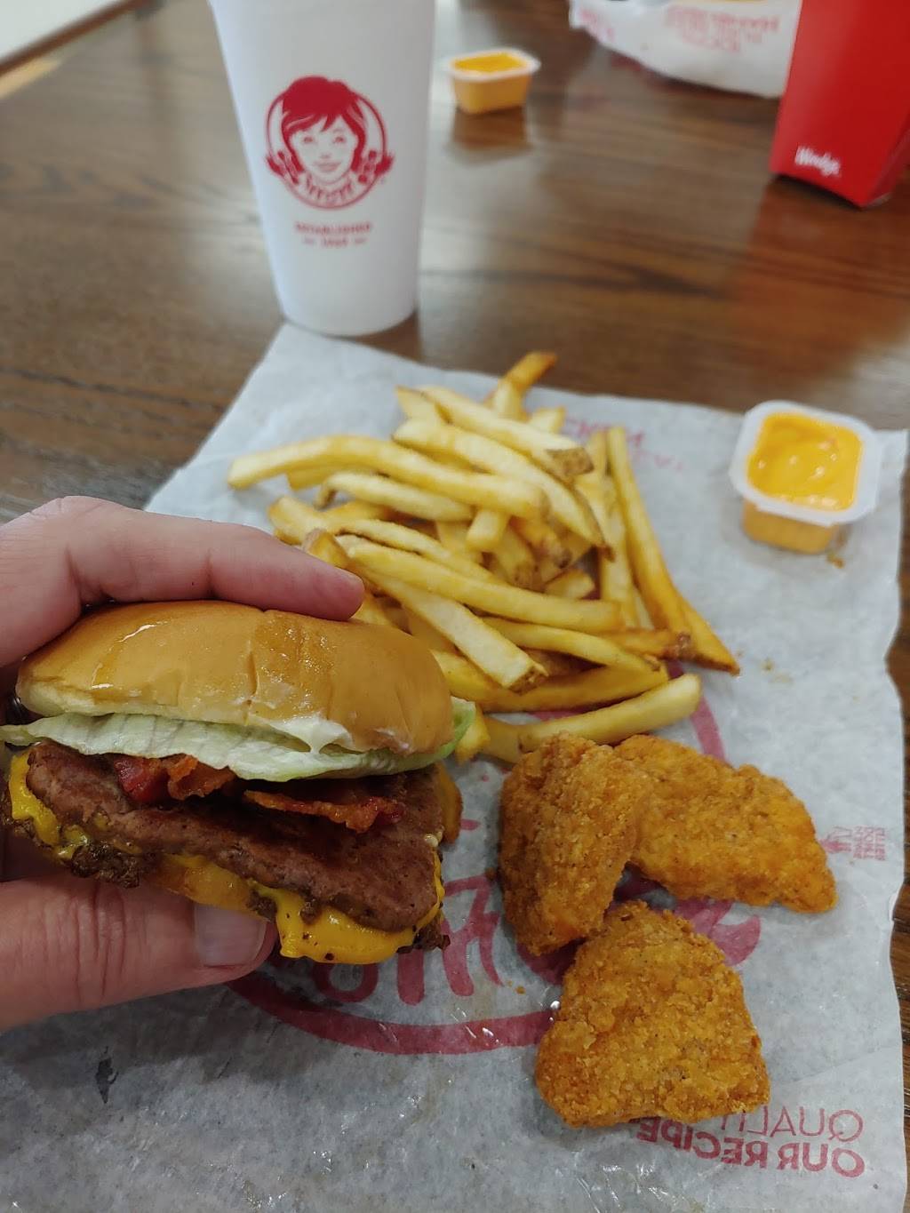 Wendys | restaurant | 7741 Richmond Hwy, Appomattox, VA 24522, USA | 4343528443 OR +1 434-352-8443