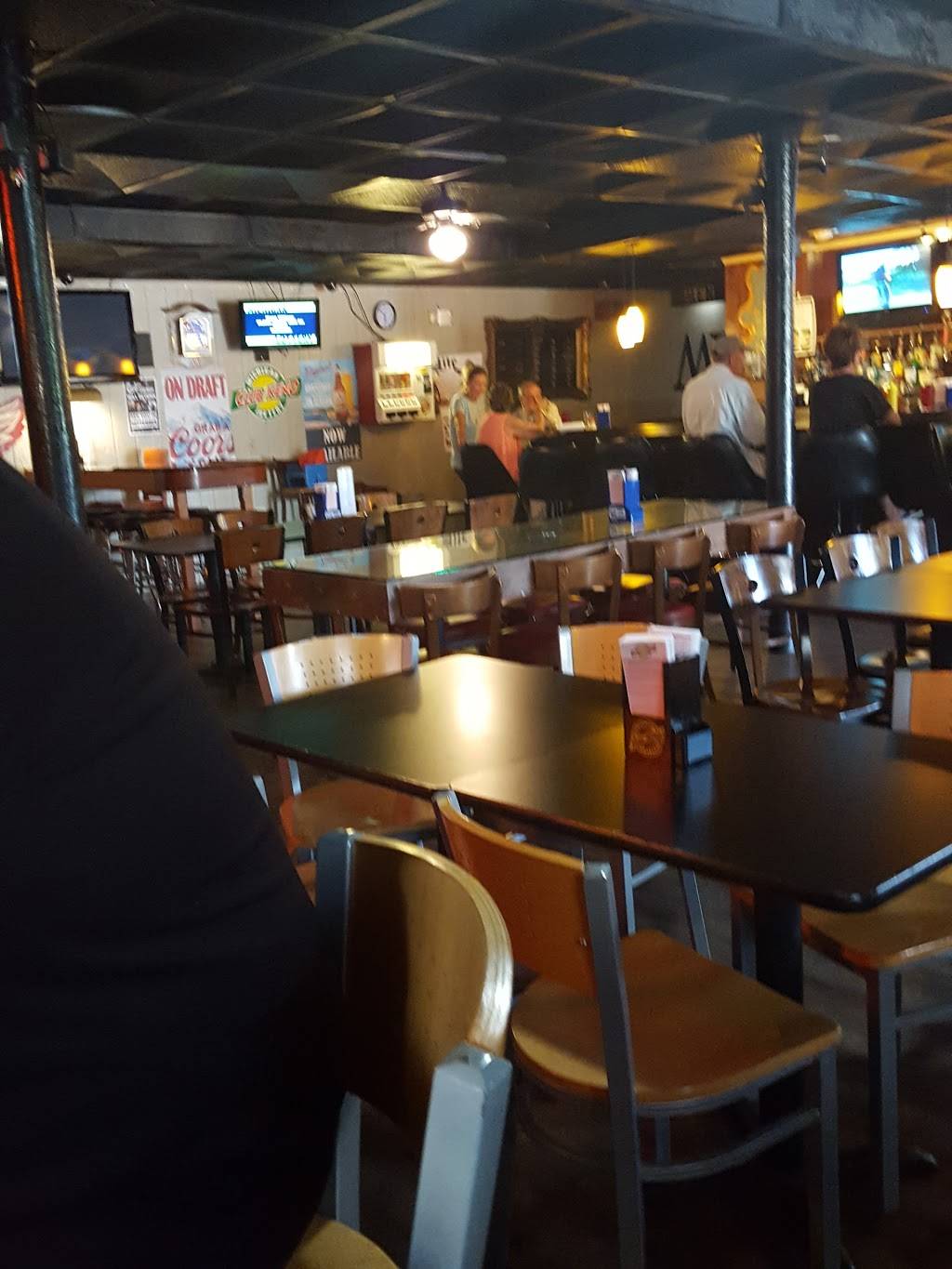 The Fireplace | night club | 2238 N Long Lake Rd, Fenton, MI 48430, USA | 8106294505 OR +1 810-629-4505