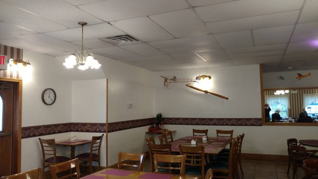 Landing Strip | restaurant | 8586 PA-414, Liberty, PA 16930, USA | 5703242436 OR +1 570-324-2436