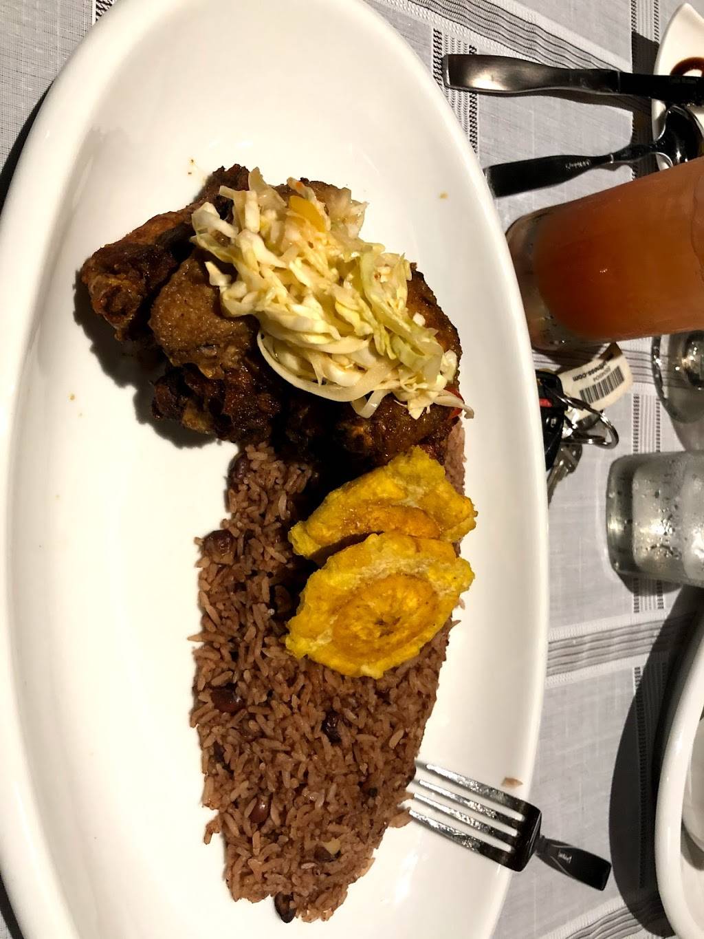 Justins Caribbean Fusion Restaurant | restaurant | 6700 Conroy Rd Ste 120, Orlando, FL 32835, USA | 4078660270 OR +1 407-866-0270