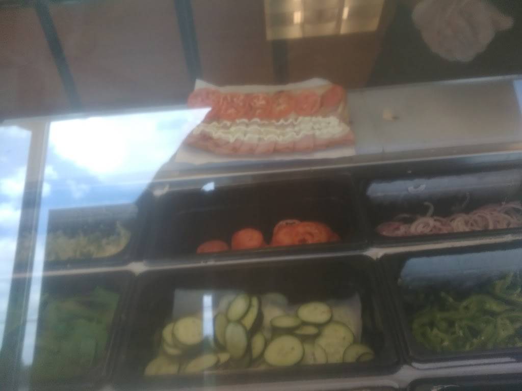 Subway | restaurant | 801 N Main St, Franklin, KY 42134, USA | 2705864326 OR +1 270-586-4326