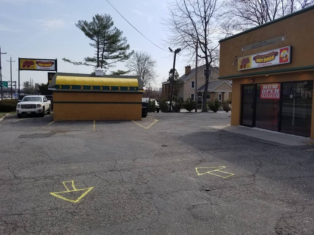 JJs Hot Dogs | restaurant | 15 Little Falls Rd, Fairfield, NJ 07004, USA | 9735217352 OR +1 973-521-7352