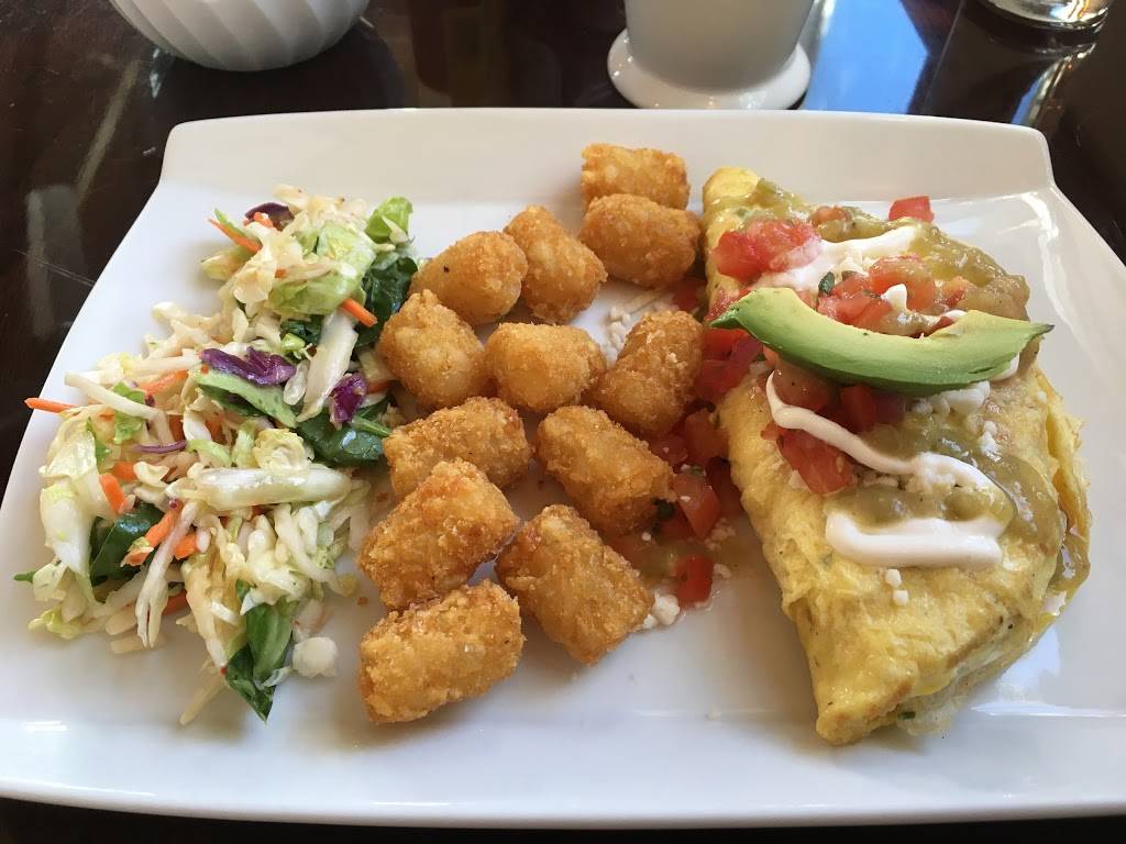 Yolqueria | restaurant | 1910, 401 Commercial St, Provincetown, MA 02657, USA | 5084870600 OR +1 508-487-0600