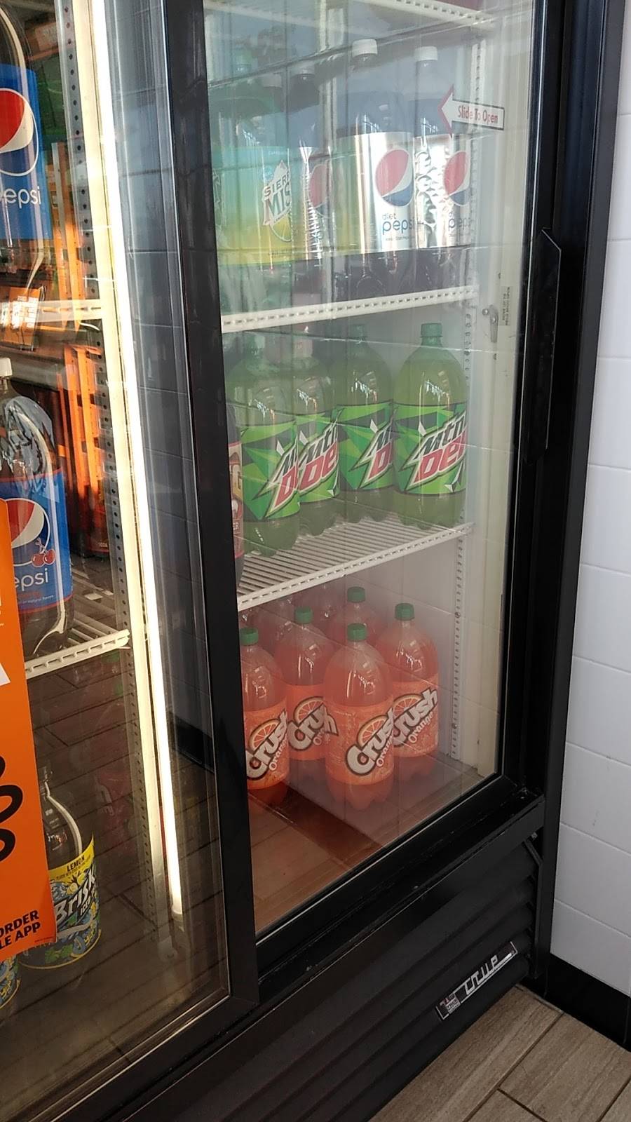 Little Caesars Pizza | meal takeaway | 333 Montaño Rd NW, Albuquerque, NM 87107, USA | 5053414955 OR +1 505-341-4955