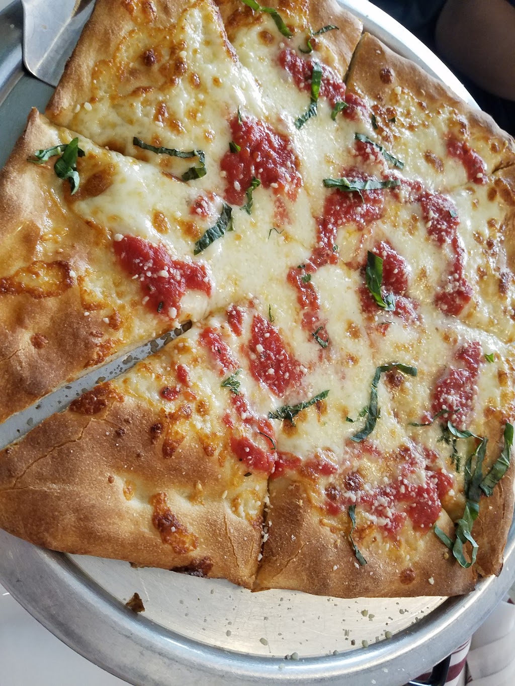 Madison Social | restaurant | 705 S Woodward Ave #101, Tallahassee, FL 32304, USA | 8508946276 OR +1 850-894-6276