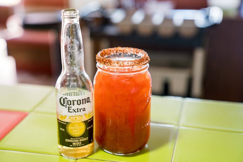 Mariscos Vallarta Grill | restaurant | 13324 Victory Blvd, Van Nuys, CA 91401, USA | 8189891214 OR +1 818-989-1214