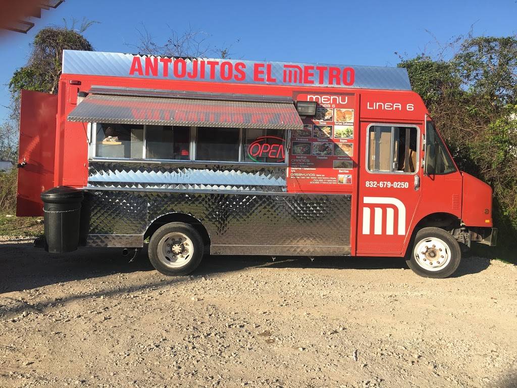 Antojitos El Metro | restaurant | 9900 N Houston Rosslyn Rd, Houston, TX 77088, USA | 8326790250 OR +1 832-679-0250