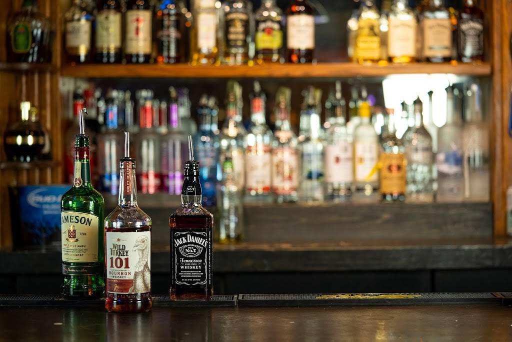 Off Base Bar & Grill | restaurant | 9522 Miramar Rd, San Diego, CA 92126, USA | 8585780757 OR +1 858-578-0757