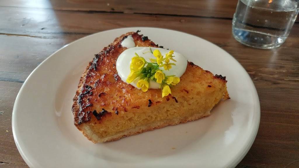 Harolds Cabin | restaurant | 247 Congress St, Charleston, SC 29403, USA | 8437934440 OR +1 843-793-4440