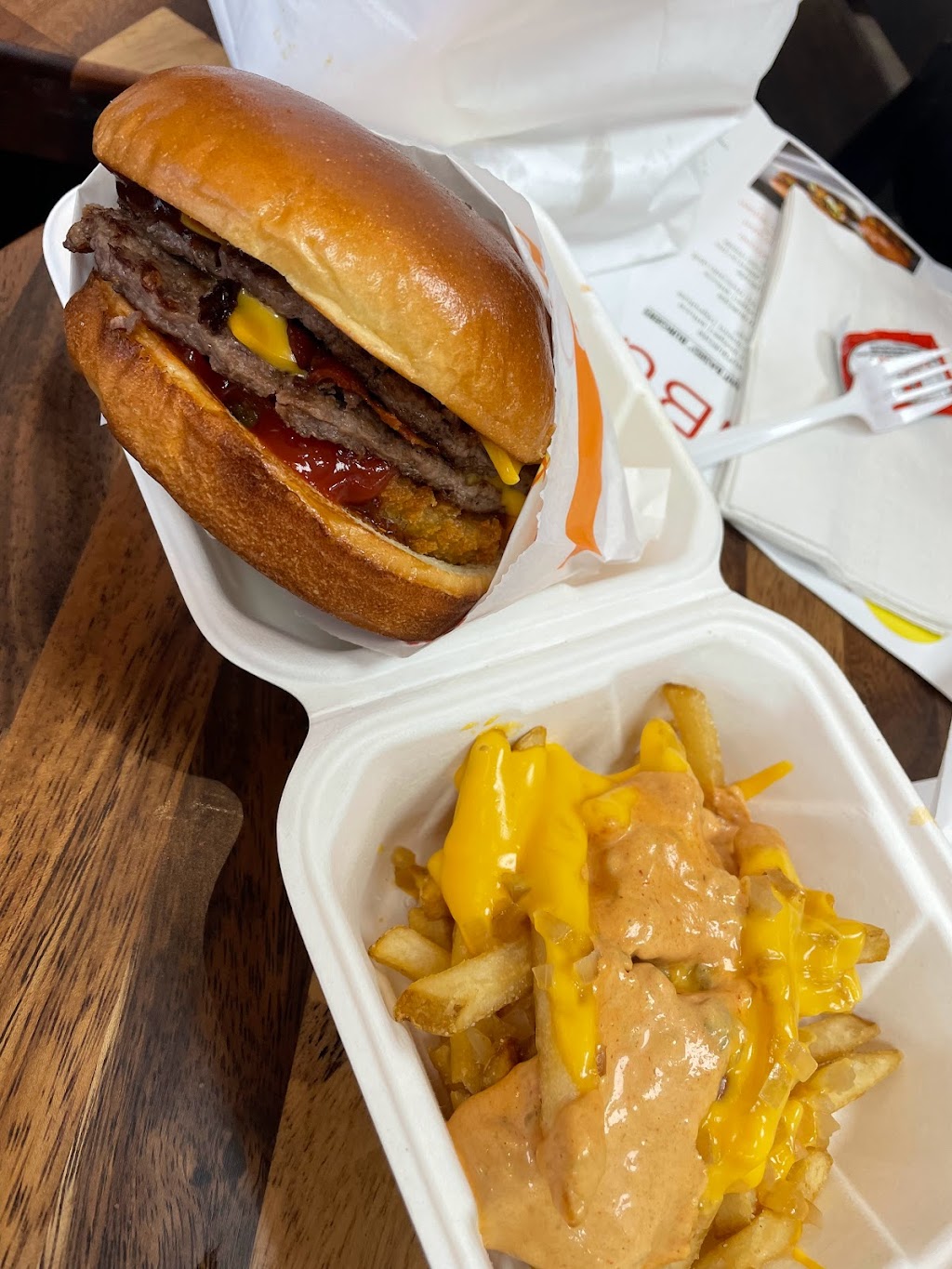 CaliBurger Shoreline | restaurant | 18336 Aurora Ave N, Shoreline, WA 98133, USA | 2068017562 OR +1 206-801-7562