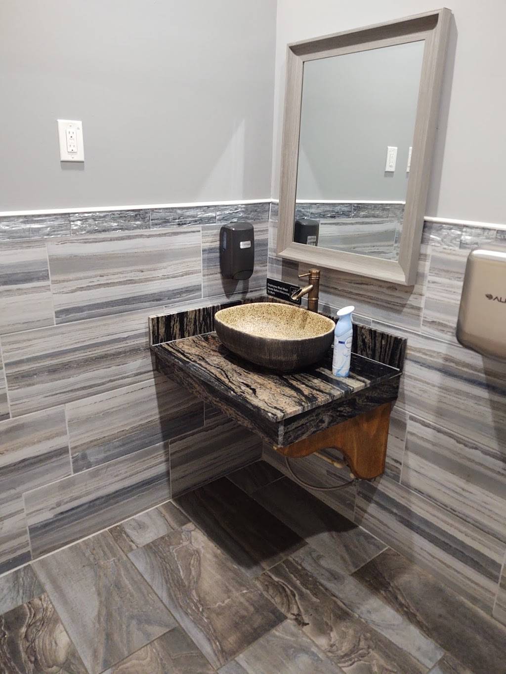 Kazu Sushi Burrito | restaurant | 935 Durbin Pavilion Dr Ste 104, St Johns, FL 32259, USA | 9044847939 OR +1 904-484-7939