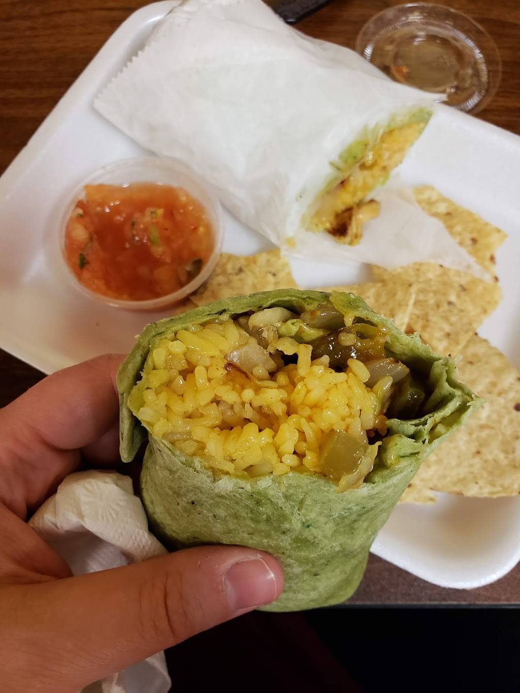 BB Smoothies & Wraps | restaurant | 35000 Warren Rd, Westland, MI 48185, USA | 7349566848 OR +1 734-956-6848