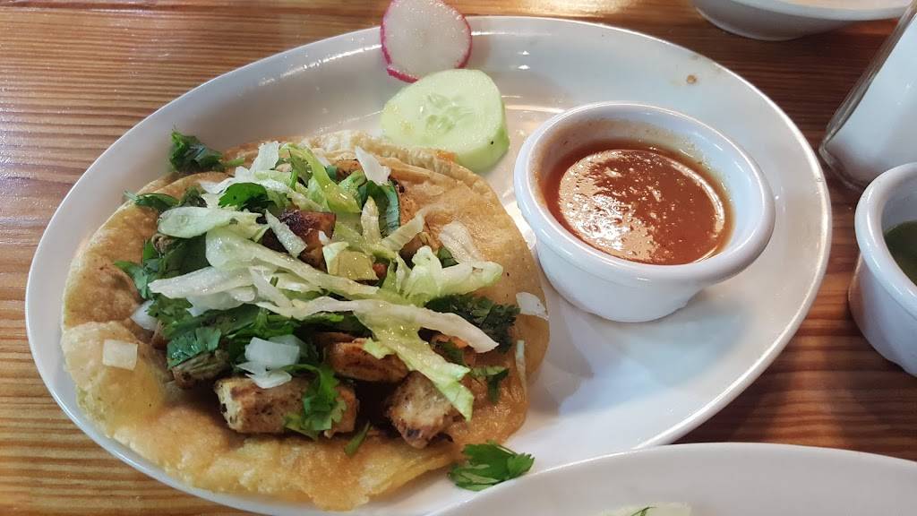 Loren & Mari Mexican Grill | restaurant | 2293 E 116th St, Carmel, IN 46032, USA | 3178101078 OR +1 317-810-1078