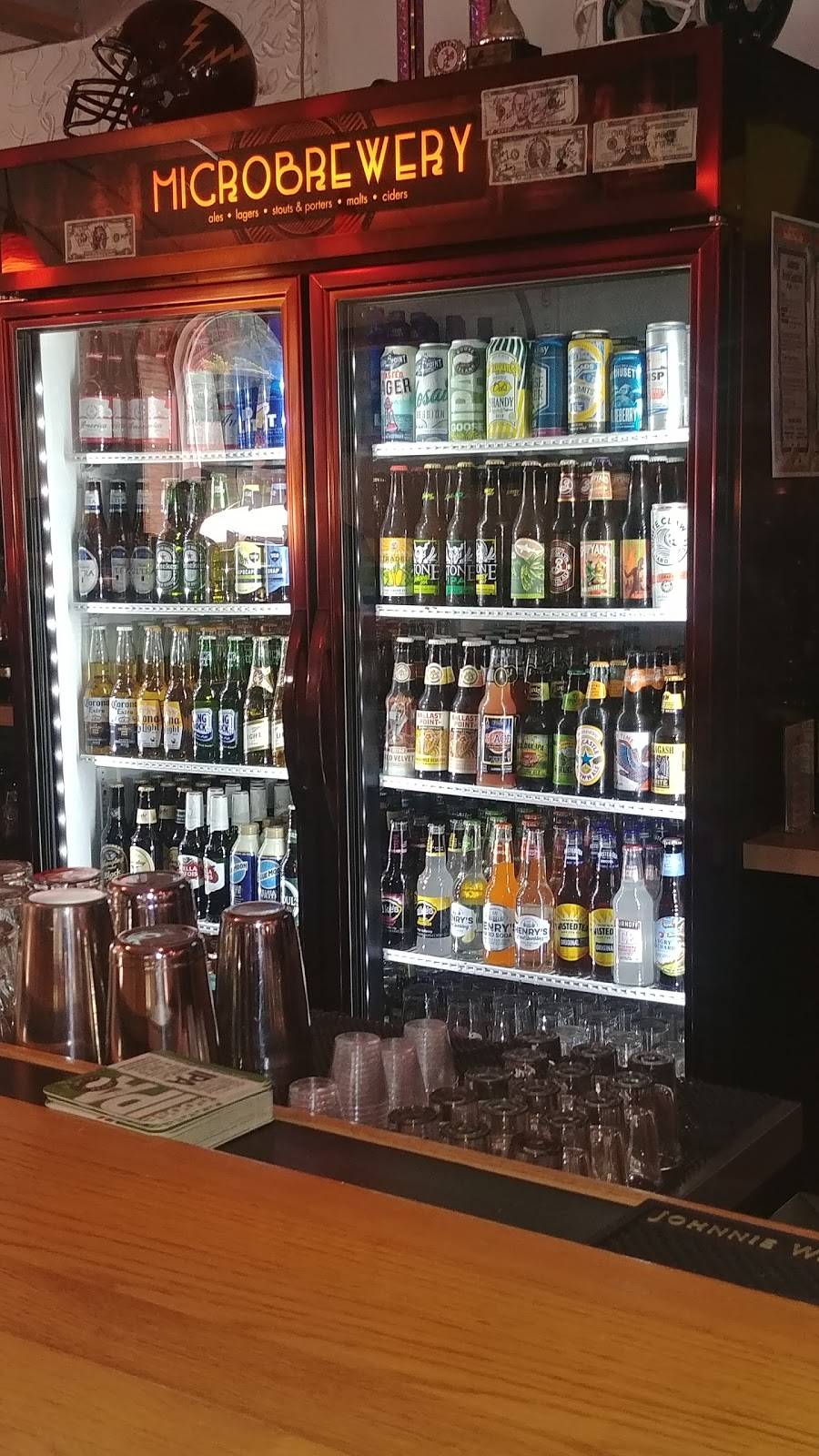 Double Play Cafe | restaurant | 320 Main St, Wallingford, CT 06492, USA | 2032652599 OR +1 203-265-2599