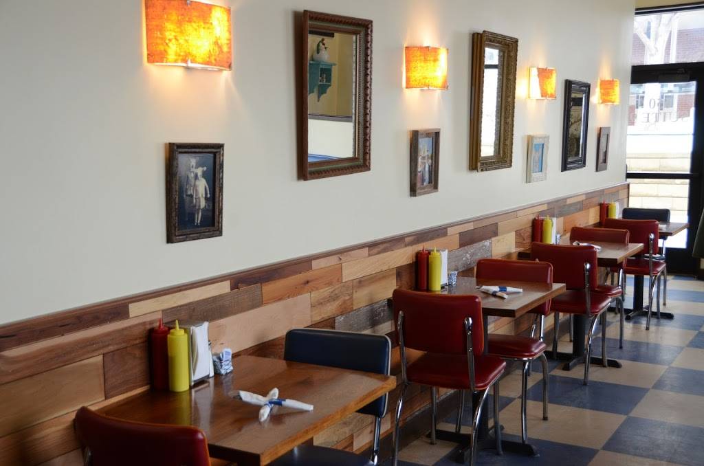 Bluebird Cafe | cafe | 650 W Cherry St #9, North Liberty, IA 52317, USA | 3196262603 OR +1 319-626-2603