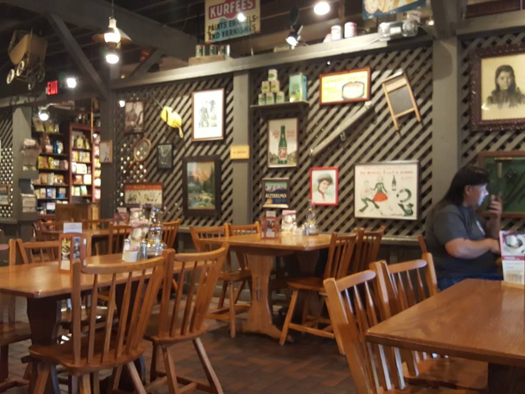 Cracker Barrel Old Country Store | restaurant | 1051 Fox Run Ave, Opelika, AL 36801, USA | 3347492363 OR +1 334-749-2363