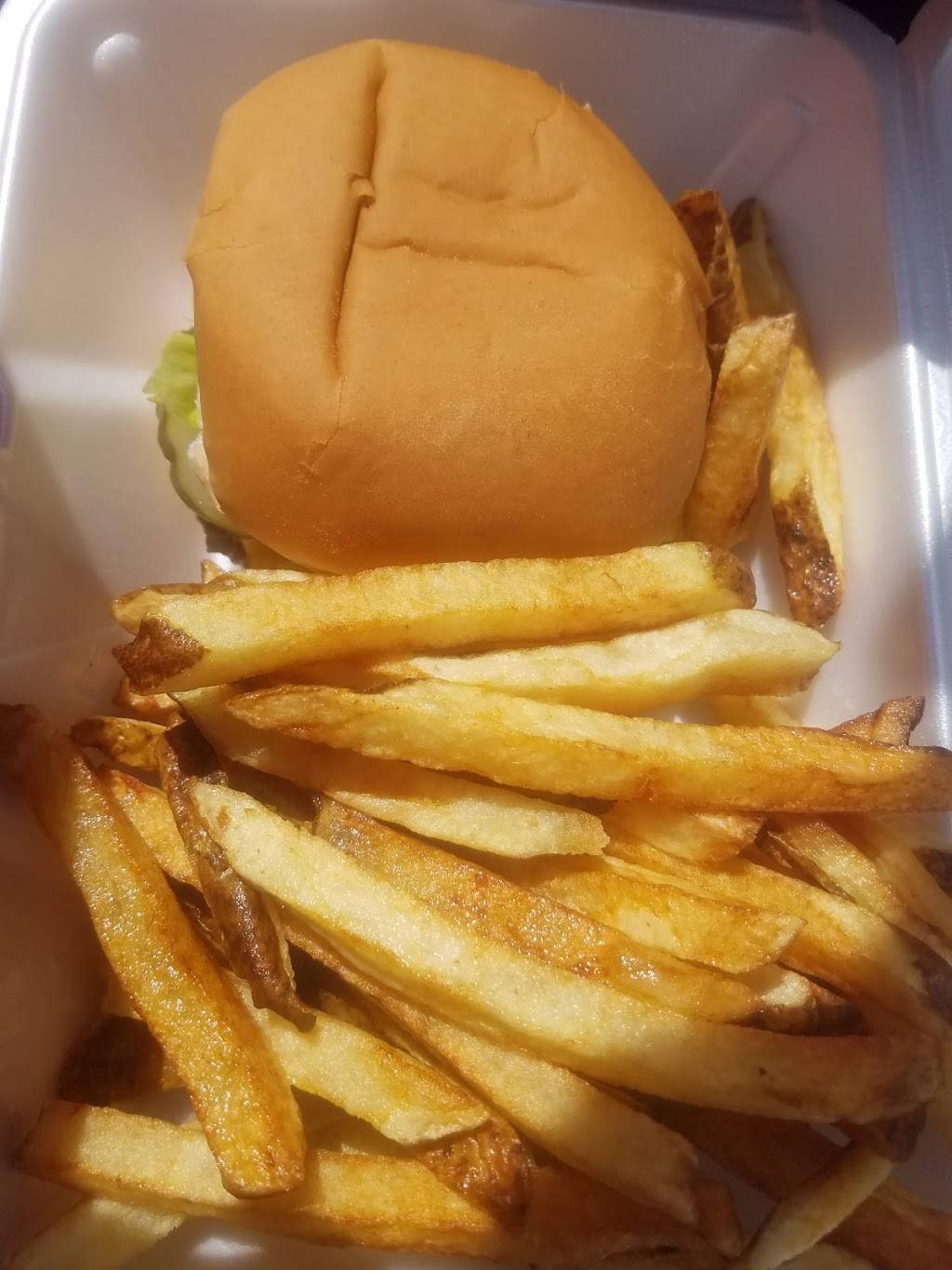 Two And A Fry | restaurant | 1115 W Main St, Monongahela, PA 15063, USA | 7243103182 OR +1 724-310-3182