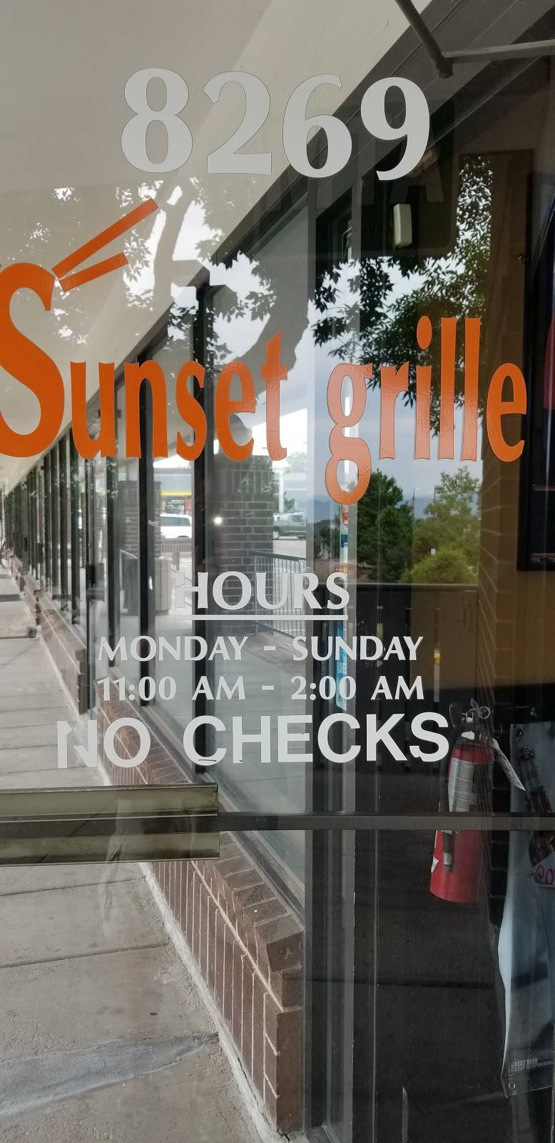 Sunset Grille | restaurant | 8269 S Holly St, Centennial, CO 80122, USA | 3037930445 OR +1 303-793-0445
