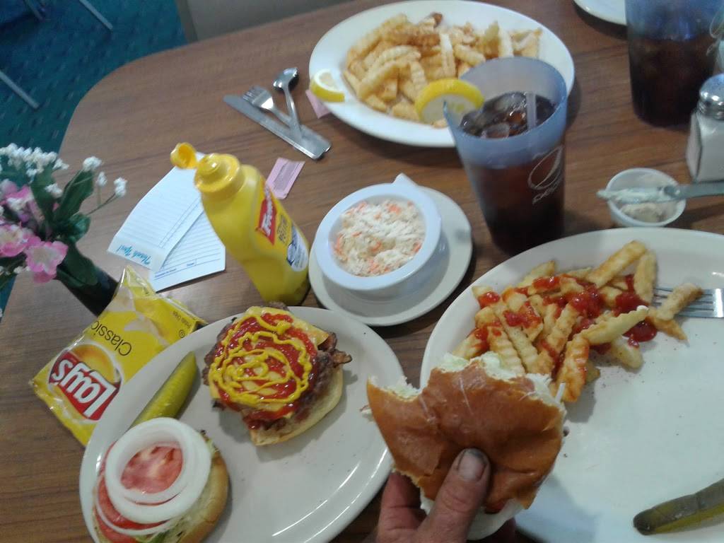 Moms Home Cooking | restaurant | 1201 N Dixie Fwy, New Smyrna Beach, FL 32168, USA | 3864235660 OR +1 386-423-5660