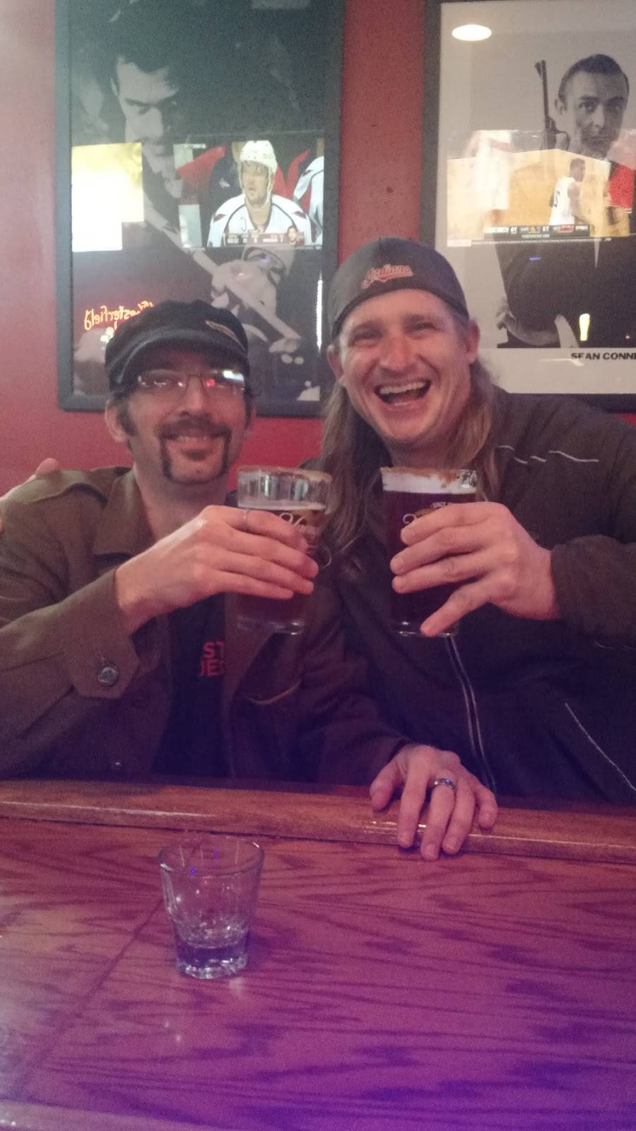 Chippers Sports Bar & Grill | restaurant | 5 N Edgehill Ave, Youngstown, OH 44515, USA | 3307996667 OR +1 330-799-6667